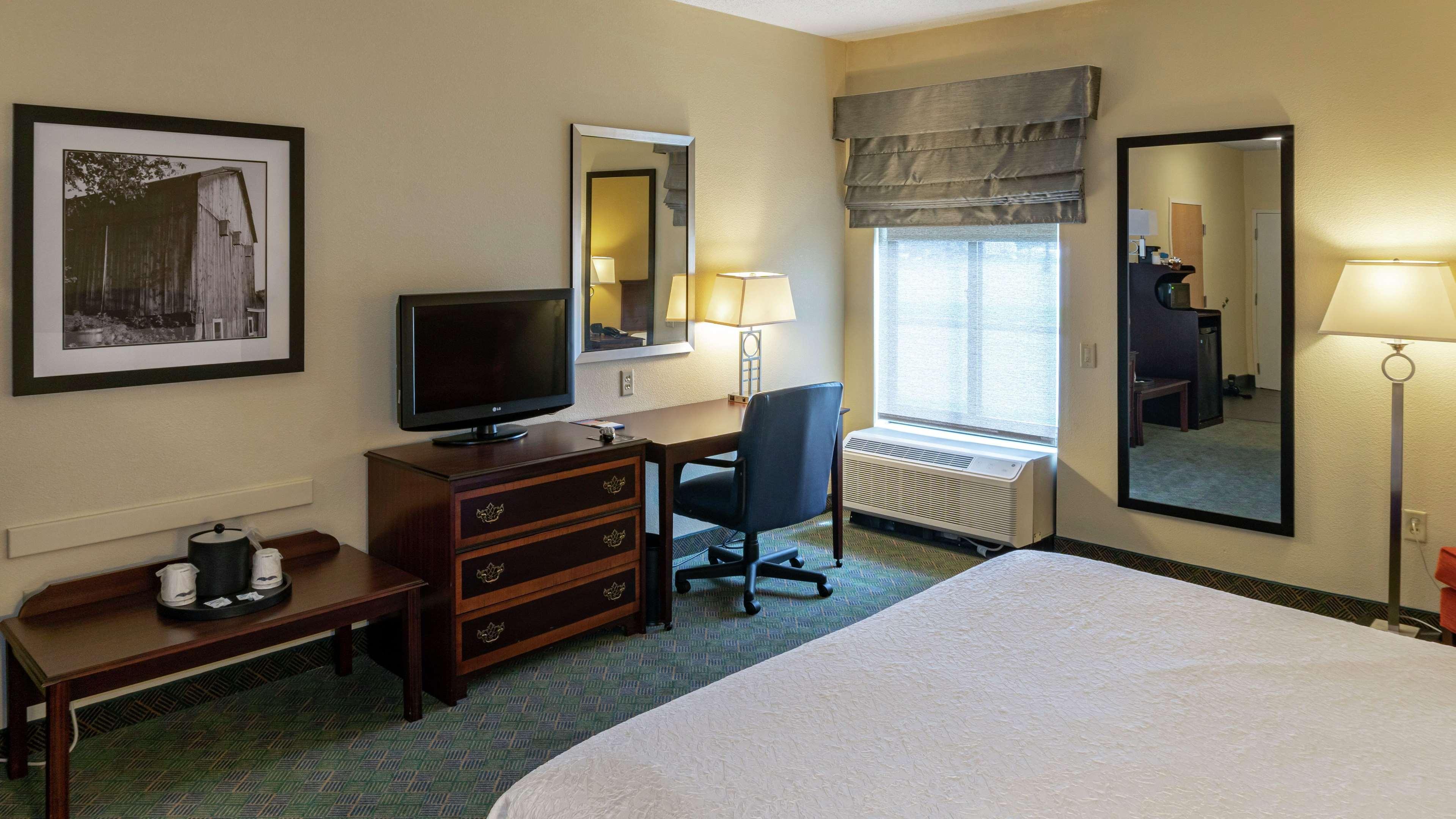 Hampton Inn New Philadelphia Esterno foto