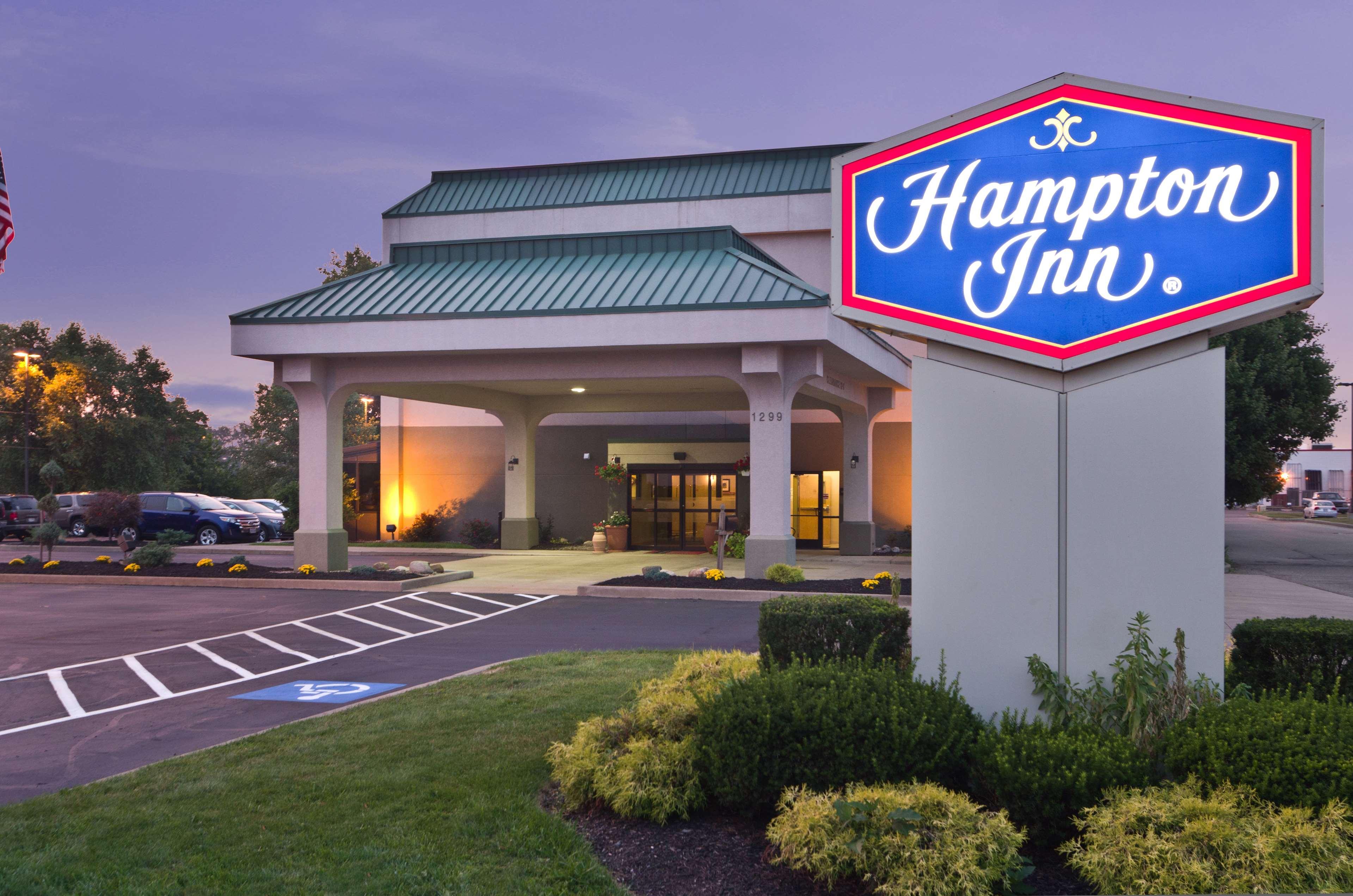 Hampton Inn New Philadelphia Esterno foto