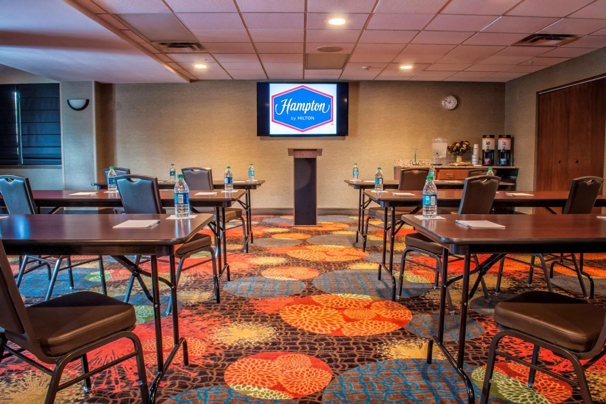 Hampton Inn New Philadelphia Esterno foto