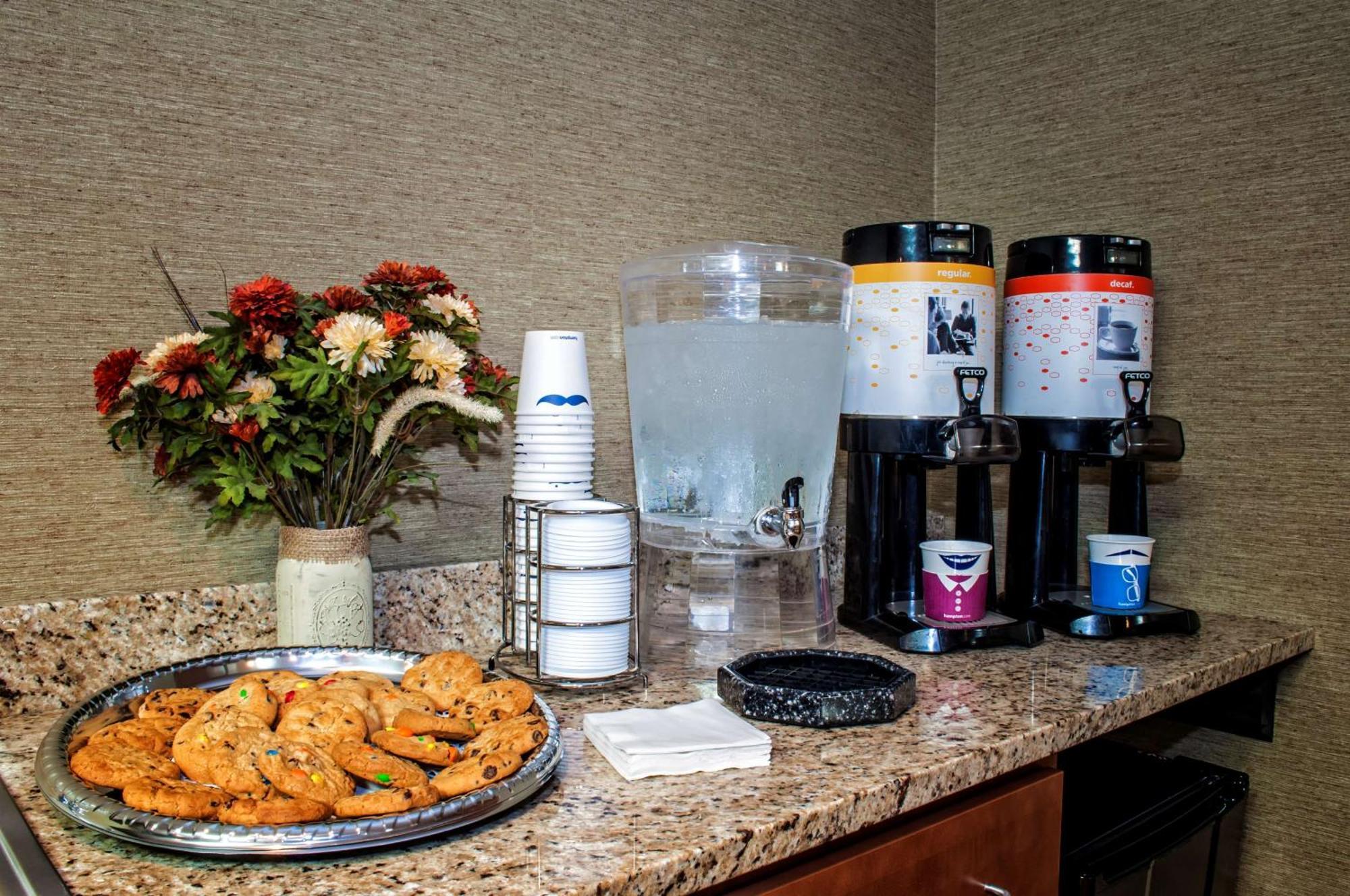 Hampton Inn New Philadelphia Esterno foto
